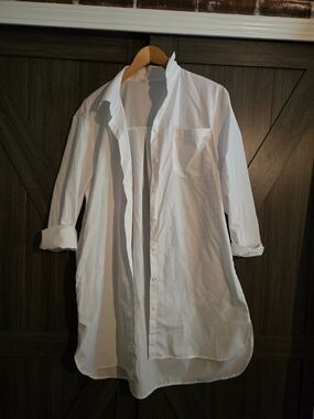 Classic White Button-Up Shirt Dress